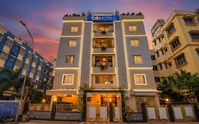 Fabhotel Anchorage Inn - Nr Axis Mall